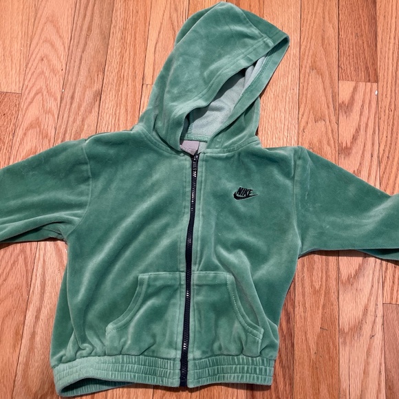 Nike 24M Green Velour Jumpsuit – Soft, Cozy, Slight Fade - Picture 3 of 9